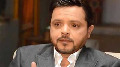 الموت يفجع الفنان الكوميدي محمد هنيدي