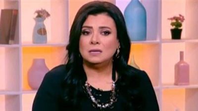 نشوى مصطفى تنفعل علي متابع بعد تعرضها لانتقادات بسبب رسالتها لرشوان توفيق