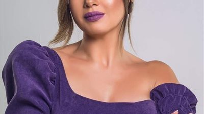 بالصور رانيا فريد شوقي تبهر متابعيها باطلاله نحيفه وشبابيه جميله