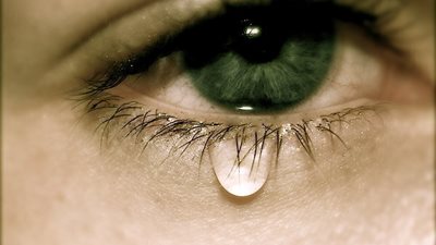 ترنيمة اليوم تبكى بجد