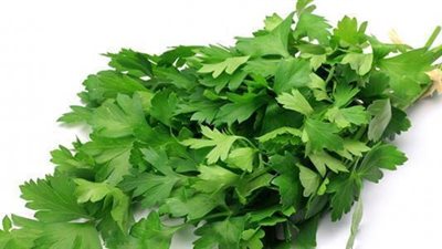 ما لا تعرفيه عن البقدونس وفوائده الطبيه