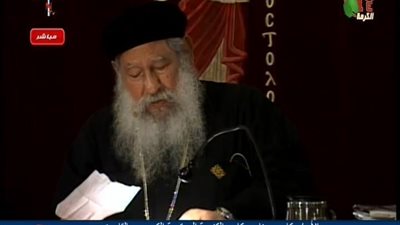 بالفيديو | صلاه من ابونا مكاري من اجل مصر والسودان وكل الدولة العربية