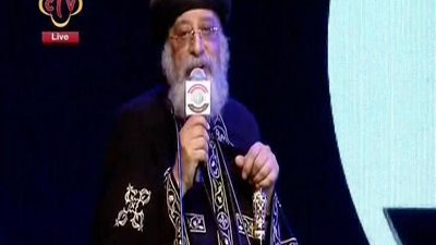 بالفيديو | كلمة رائعة للبابا تواضروس شاهد ماذا قال علي الرئيس السيسي وتتحول الكلمة في نهايتها لمظاهرة حب