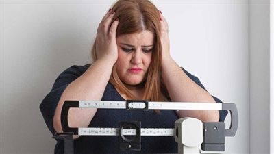 تعانين من زيادة وزن مفاجئه . . اليك المفاجأه