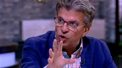 خالد منتصر يخرس لسان كل من يحرم تهنئة المسيحيين باعيادهم بهذا الرد الجرئ