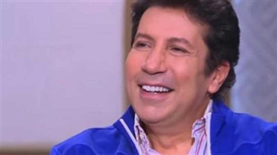 الفنان هاني رمزي يهنئ الجميع بمناسبة الكريسماس بصورة مضحكة وطريقة مختلفة