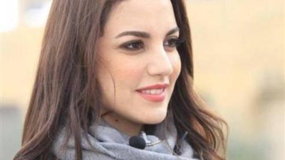 أطلاله رقيقه بألوان مبهجه للفنانه دره في أحدث ظهور لها