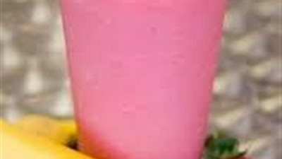 كوكتيل الفراوله والموز الرائع