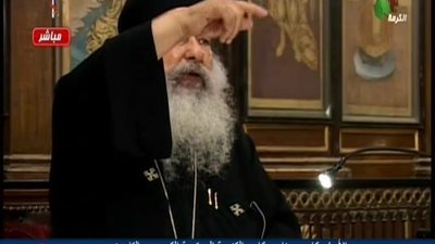 بالفيديو | شخص يسأل عن شفاعة القديسين و رد قوي من أبونا مكاري يونان بالدليل والبرهان و قصه جميله فوق مستوي العقل