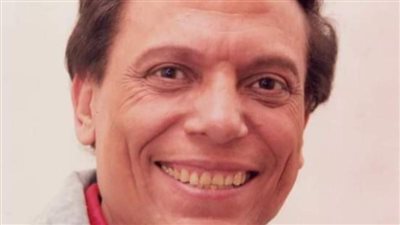 حبي لكم كبير الزعيم عادل إمام يهنئ مسيحي مصر بمناسبة عيد الميلاد المجيد