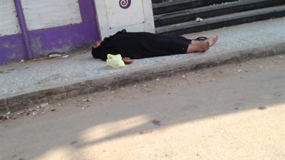 شيييير وحذر الناس من الست النصابه دي