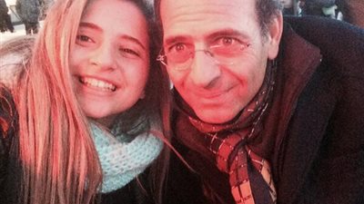 بالفيديو.. شافكي المنيري تروي كيف كانت قصة حبها بممدوح عبد العليم وكيف احرجت فى اول لقاء لها به