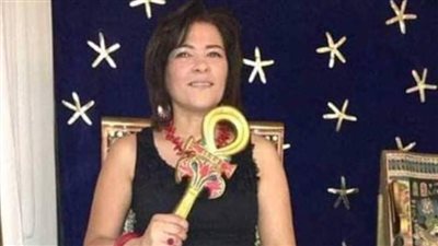 متابع يصف فاطمة ناعوت بكلمة كفوتس وهي تلقنه درسا