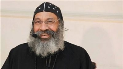 شاهد بالصور الأنبا روفائيل يبارك المدرسه و الطلاب في بداية العام الدراسي