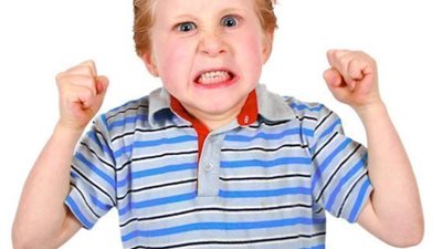 تعانى من عصبية طفلك . . مش عارفه تتصرفى معاه ازاى .. اعرفى العلاج معانا