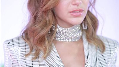 بالصور مش هاتصدق ماذا فعل رواد فيسبوك في صور النجمات العاريه بمهرجان الجونه