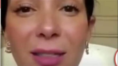 حقيقة طلاق احمد حلمي ومني زكي بسبب فيلم اصحاب ولا اعز