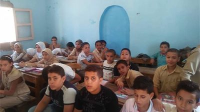 بالصور كارثه يفجرها أولياء الامور فى وجه المسئولين عن التعليم في كفر الشيخ