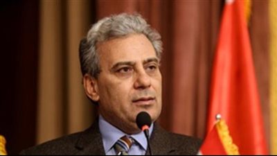 رئيس جامعة القاهرة السابق يكشف سبب إلغاء خانة الديانة من الأوراق الرسمية