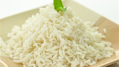 طريقة تسخين الارز الصحيحه لتبعد عنك خطر التسمم