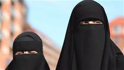 طبيب يطلب من ام طفل مريض ان تخلع النقاب الذى يغطى وجهها وما حدث له بعدها كان مفاجئ جدا وعكس كل ما توقعه