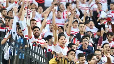 نجم الأهلي يوجه الشكر لجماهير الزمالك ويعلن تلقيه عرض من عملاق ألمانيا