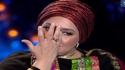 شاهد السر وراء انهيار وبكاء الفنانة صابرين بهذه الطريقة مع بسمة وهبة فى شيخ الحارة