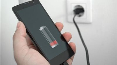 احذر هذه الأخطاء الكارثية .. عقب مصرع طفلة بسبب شاحن موبايل بهذه الطريقة المروعه