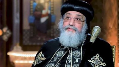 بالفيديو | شاهد أول رد من قداسة البابا عن حقيقة إستبعاد أو استكمال نيافة الانبا مكاريوس الأسقف العام بالمنيا .. وهذا كان ردة على السؤال الذى شغل بال الكثيرين