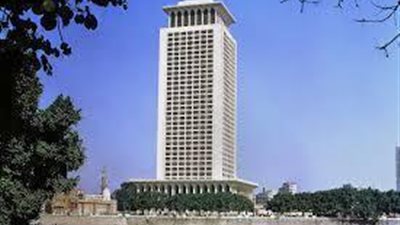 شــــاهد بالصور | مبنى وزارة الخارجية المصرية يضاء بهذه الكلمة التى كتبت بالنور منذ قليل .. تعرف على السبب الان