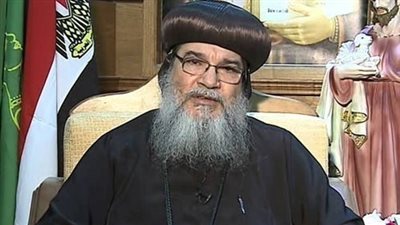 هذا ما فعلة الأنبا مكاريوس بالكاتدرائية الكبرى بالعباسية