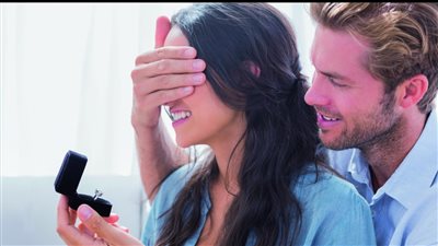 ٤ ابراج مواليدهم يفضلون زواج الصالونات