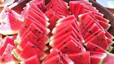 طريقة علمية تقدر تعرف بيها البطيخة الحمراء السليمة بدون فتحها