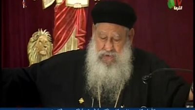 بالفيديو | أبونا مكاري يجيب علي سؤال كيف قال المسيح إلهي إلهي لماذا تركتني؟! أليس هو الله؟!