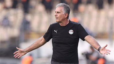 مركز الجناح الأيسر صداع فى رأس كيروش قبل مباراة السنغال وهذا موقف ضم شريف