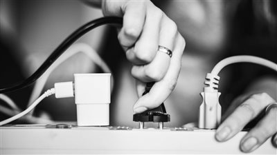 هاتوفر النص ٧ أخطاء بسيطه تتسبب في ارتفاع فاتورة الكهرباء منها المشترك