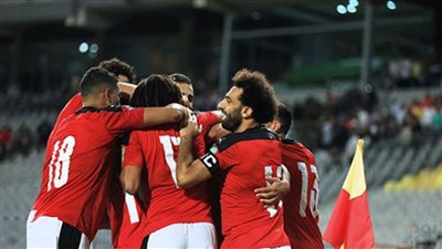 صفقة تاريخيه مفاجئه وكيل الننى يعرض نجم المنتخب المحترف علي النادي الأهلي