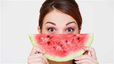 فوائد البطيخ للسيدات لاتقدر بثمن