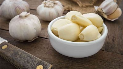 بالرغم من فوائده الكثيرة هؤلاء الأشخاص ممنوعين من تناول الثوم على الريق