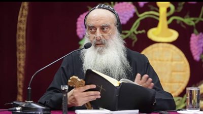 الانبا بولا قيادي سلفي قالي انتوا كفار يا مسيحيين وهذا كان رد فعلي عليه