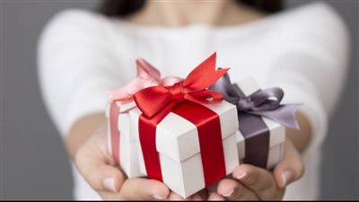 مجابوش هديه مواليد هذه الأبراج مش بيعترفو بالهدايا في عيد الأم