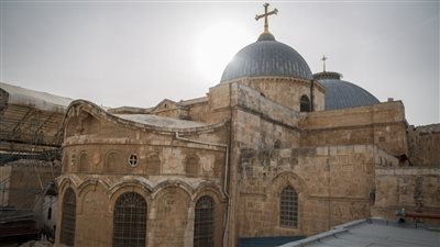أمين مفتاح كنيسة القيامة وحامل ختم القبر المقدس يكشف تفاصيل عملية الترميم