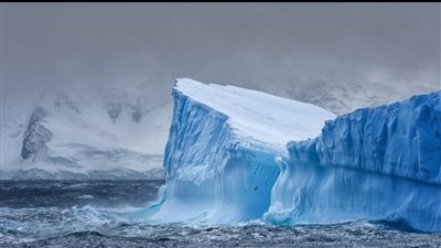 الصور الجوية تحذر من ارتفاع الحرارة الذي يؤدي لانهيار ويجعل الكوكب في خطر