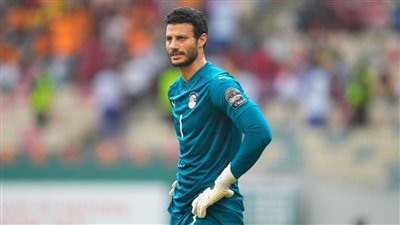 حارس المنتخب السابق ينصح كيروش بالدفع بابوجبل بدلا من الشناوي لهذا السبب