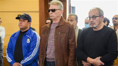 حضور الفنان محمود حميدة تشييع جثمان عهدي صادق من الكنيسة الإنجيلية بالقاهرة