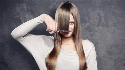 الخرافات ضيعت شعرنا قصى شعرك علشان يطول خطأ كبير تقع فيه جميع النساء