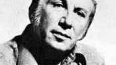 لماذا يرسب متعب بن تعبان في امتحان حقوق الإنسانيا وَطَني المصلوبَ فوقَ حائطِ الكراهيَهْ