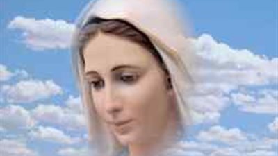 صور لمعجزه جميله للسيده العذراء مع طفله لاخذ باقه الورد منها