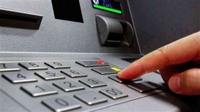 ٣ خطوات ترجع بيهم الفيزا بتاعتك لو الماكينه سحبتها