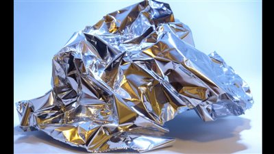 بصله وورق الومنيوم ومسمار صلب وأنسى الناموس والحشرات من بيتك نهائيا